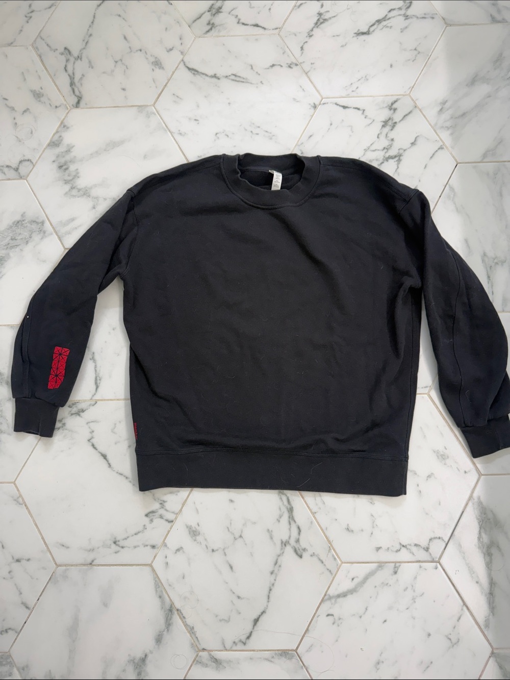 lululemon athletica Black Crewneck Sweatshirt with Red Sleeve Detail